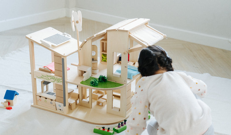 GREEN DOLLHOUSE