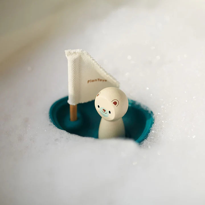 SAILING BOAT POLAR BEAR