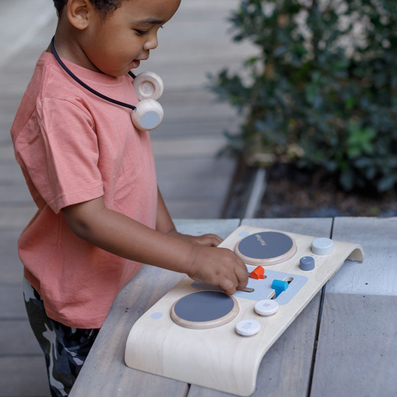 DJ MIXER BOARD