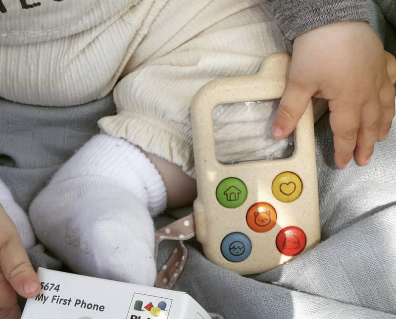 MY FIRST PHONE (LUPA)